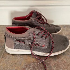 Toms boys shoes size 1